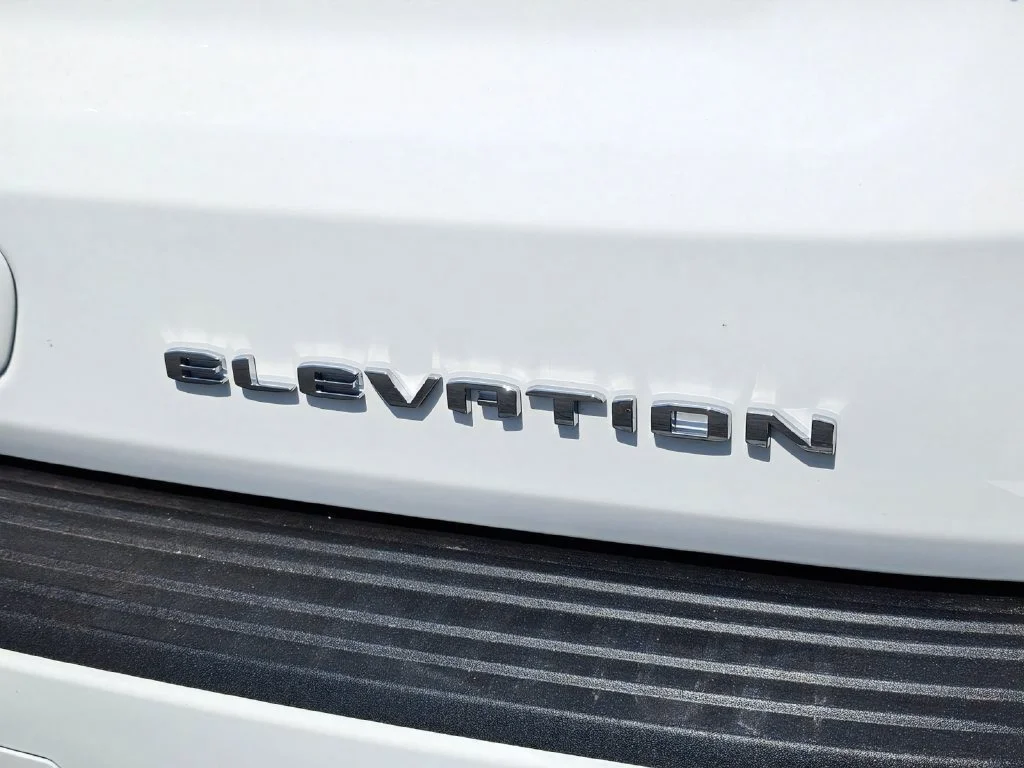 New 2026 Summit White GMC Elevation image 10
