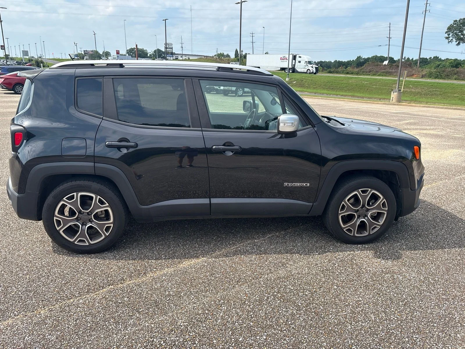 Used 2015 Black Jeep Limited image 3
