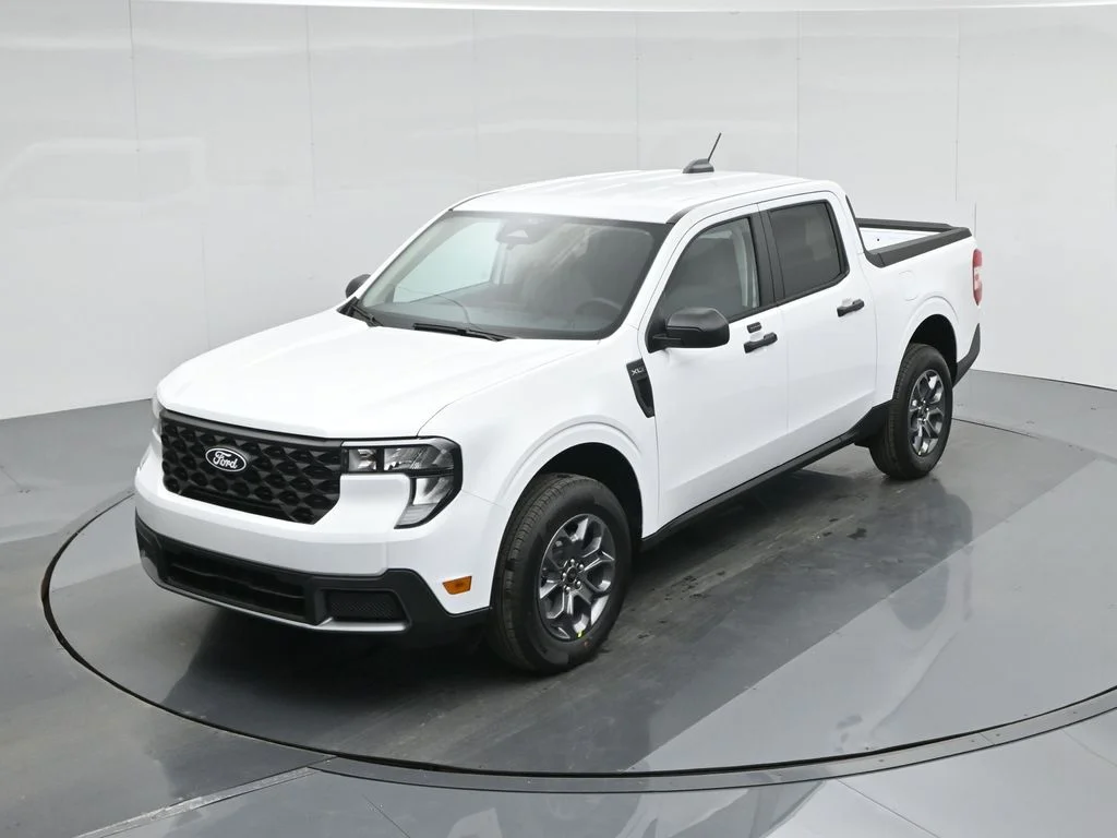 New 2026 White Ford XLT image 34