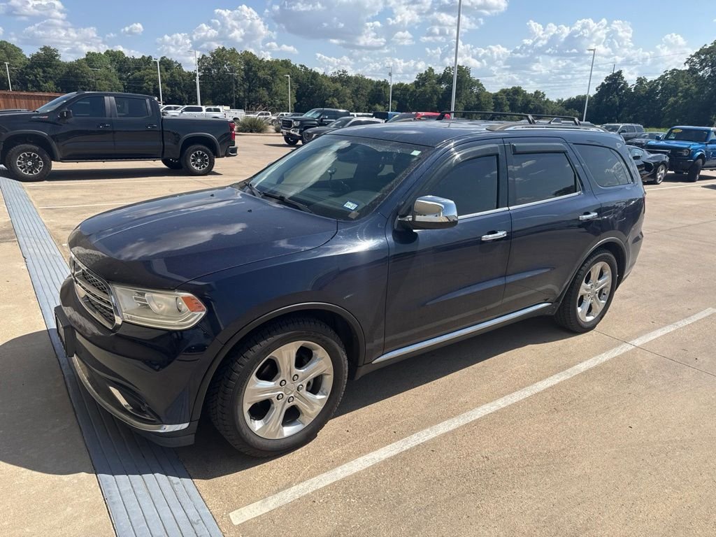 Used 2015 Blue Dodge SXT image 1