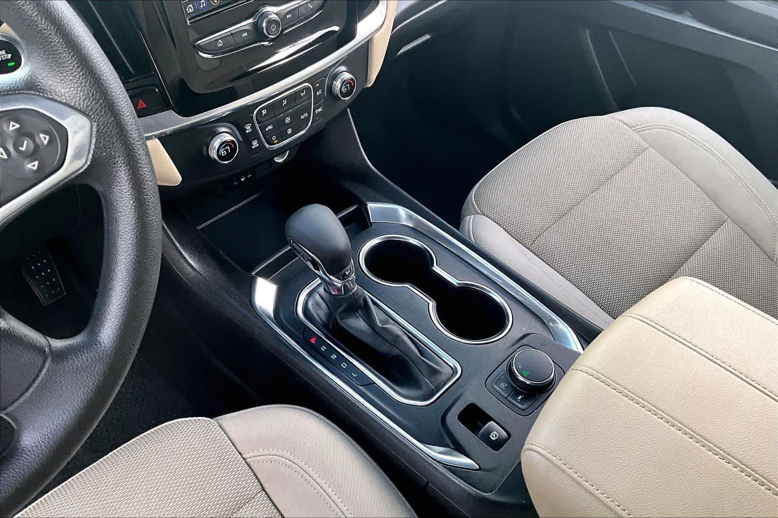 Used 2022 Northsky Blue Metallic Chevrolet LS image 17