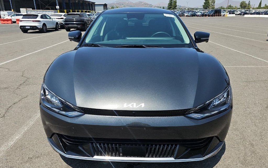 Used 2024 Kia EV6 Wind with VIN KNDC3DLC8R5623139 for sale in Smithville, MO