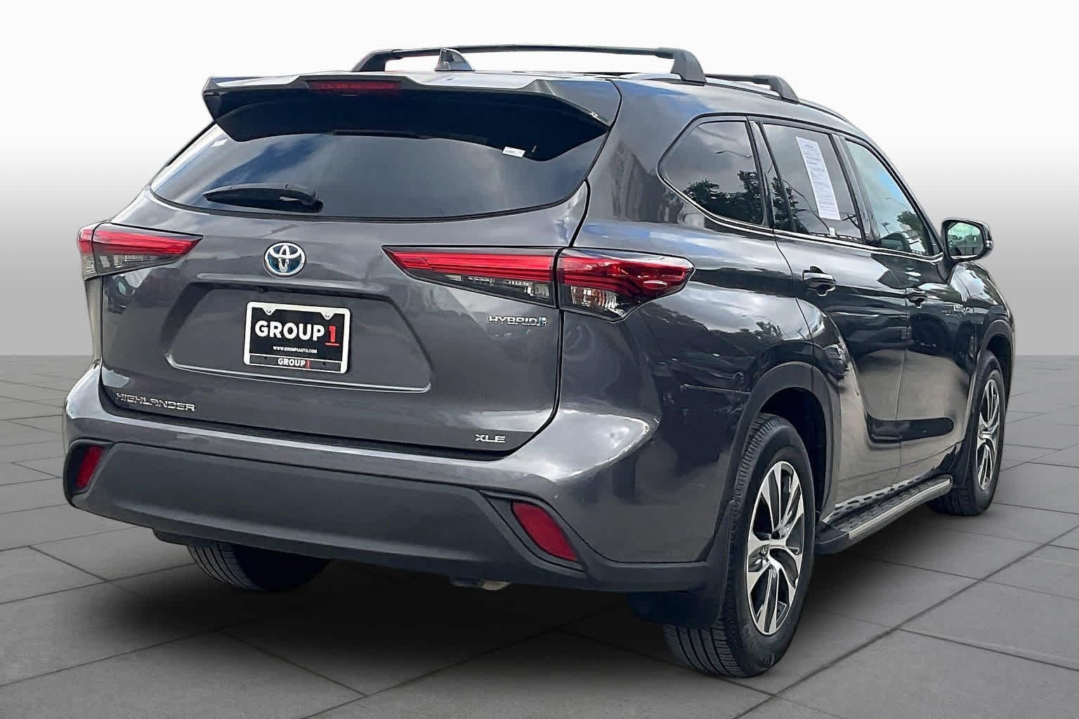 Used 2021 Magnetic Gray Metallic Toyota Hybrid XLE image 13