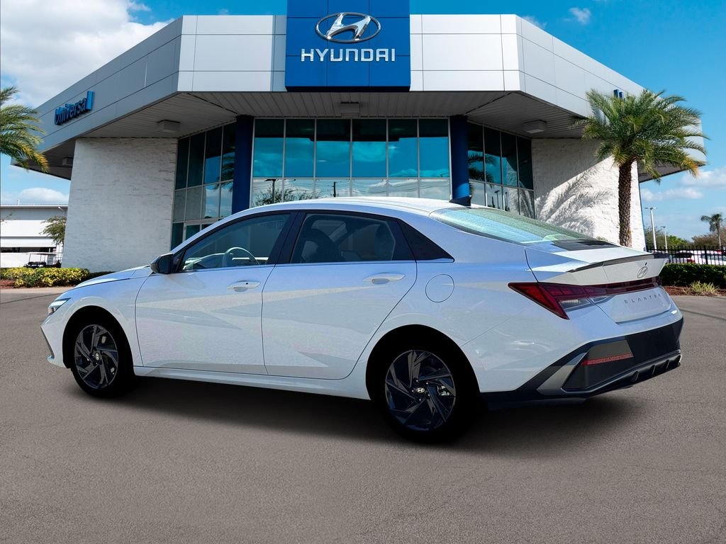 New 2026 White Hyundai SEL Sport Premium image 24