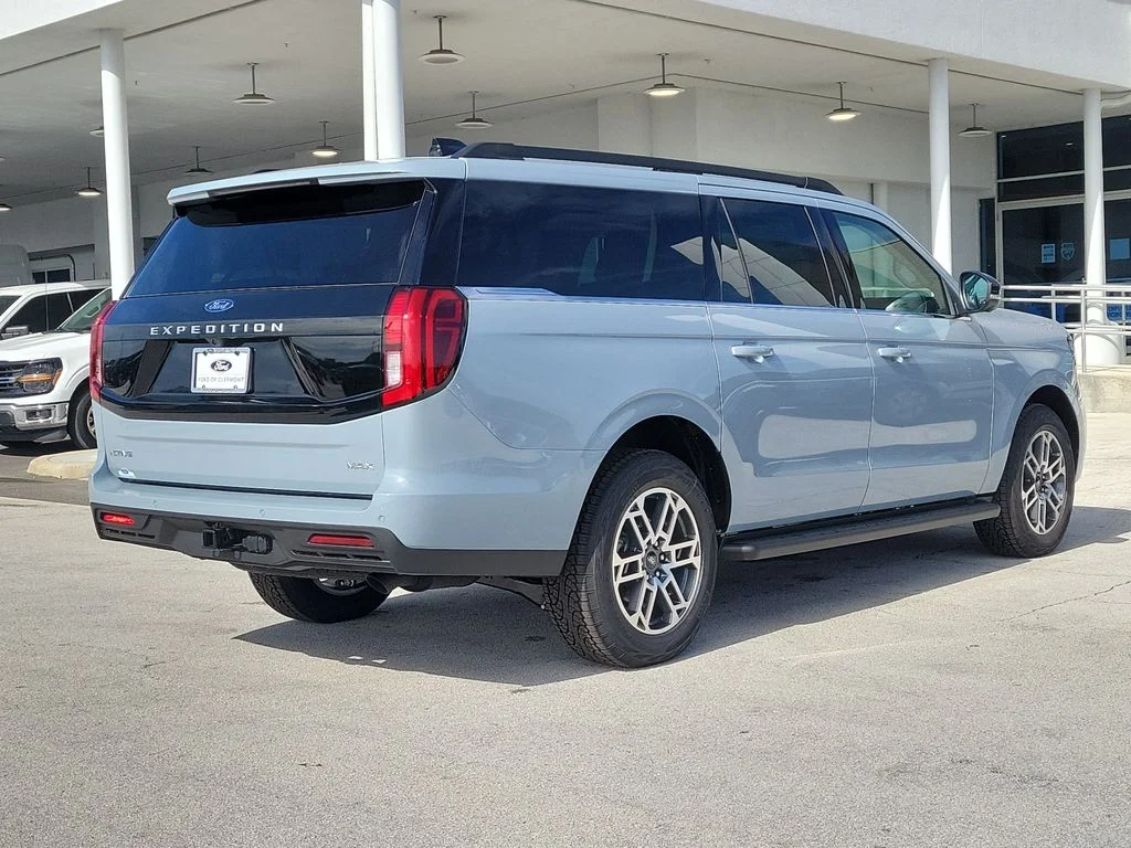 New 2026 Glacier Gray Metallic Tri-Coat Ford MAX Active image 5