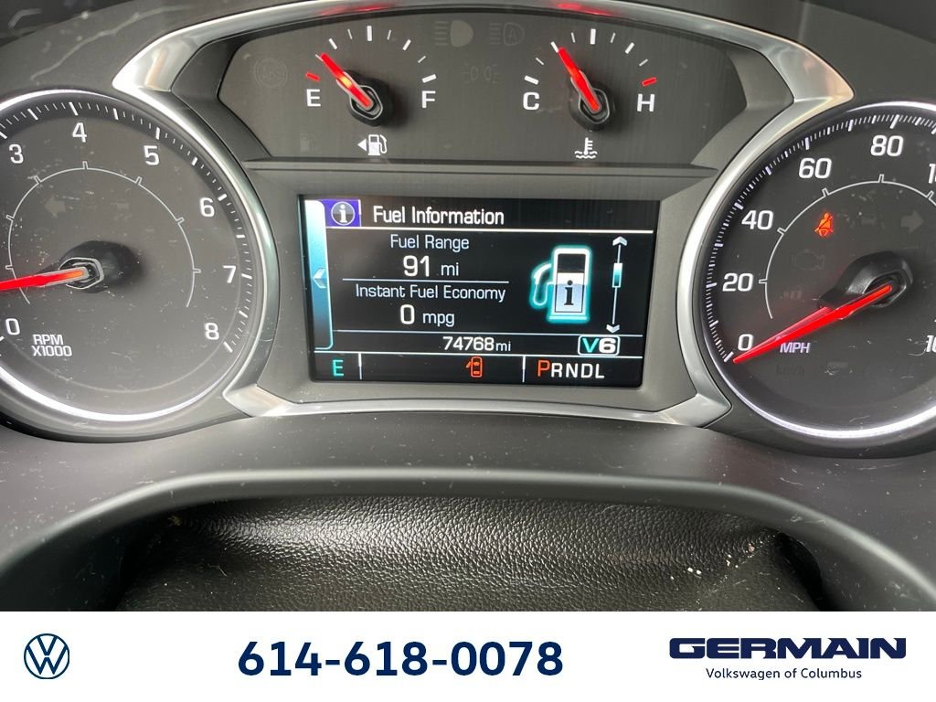 Used 2019 Silver GMC SLE-2 image 24