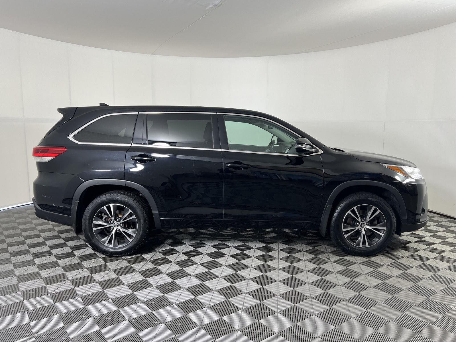 Used 2018 Midnight Black Metallic Toyota LE Plus image 25