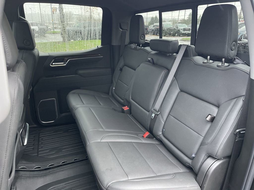 New 2026 Onyx Black GMC Elevation image 26