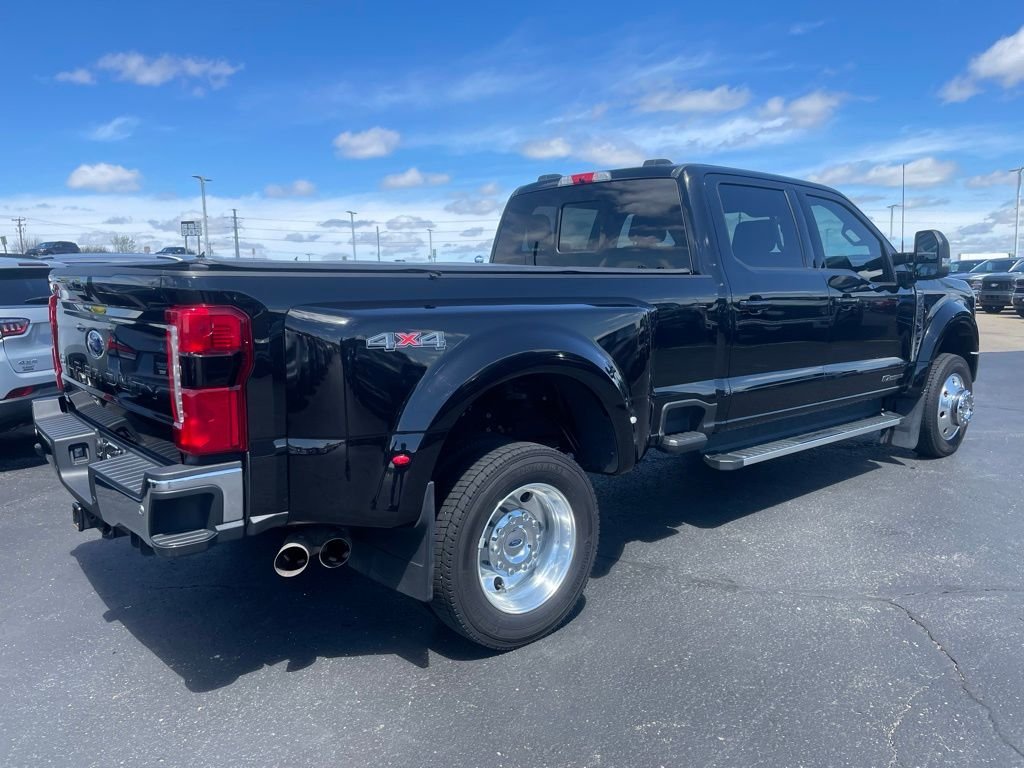 Used 2023 Black Ford Lariat image 4
