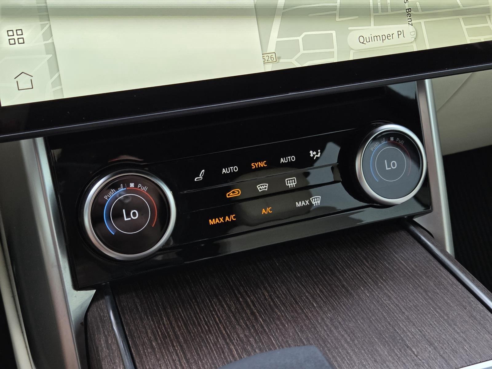 Used 2023 Santorini Black Metallic Land Rover SE image 28