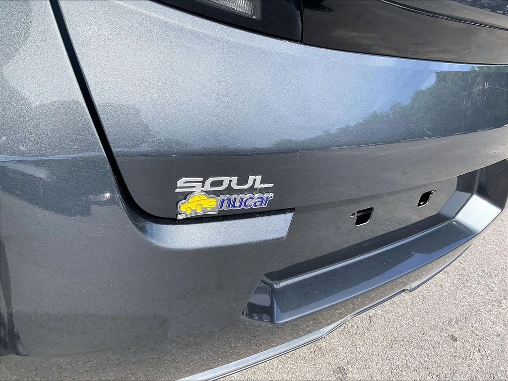 Used 2023 Gray Kia GT-Line image 28