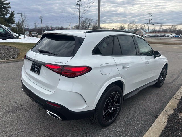 New 2026 Polar White Mercedes-Benz GLC 300 image 42