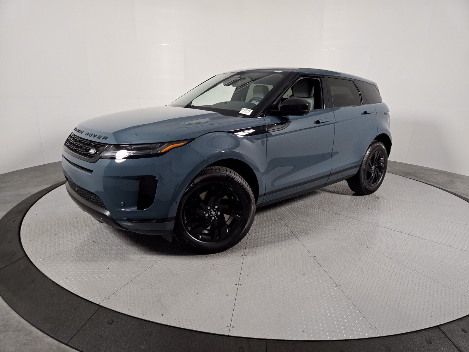 2026 Land Rover Range Rover Evoque