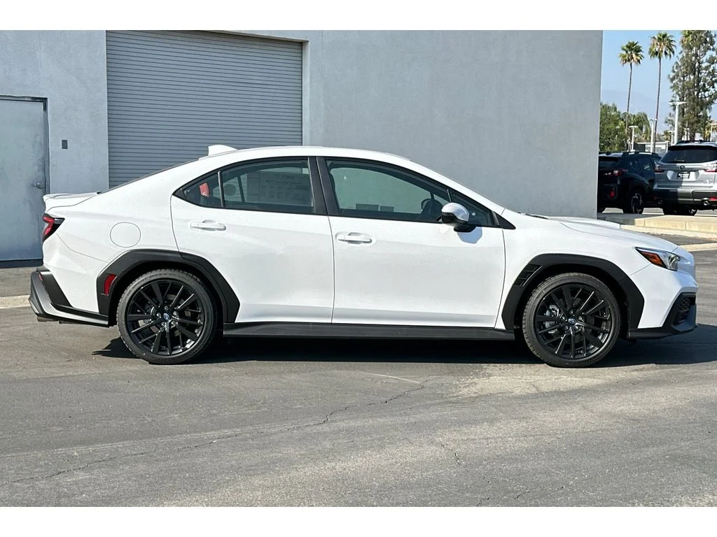 New 2026 CERAMIC WHITE Subaru Limited image 2