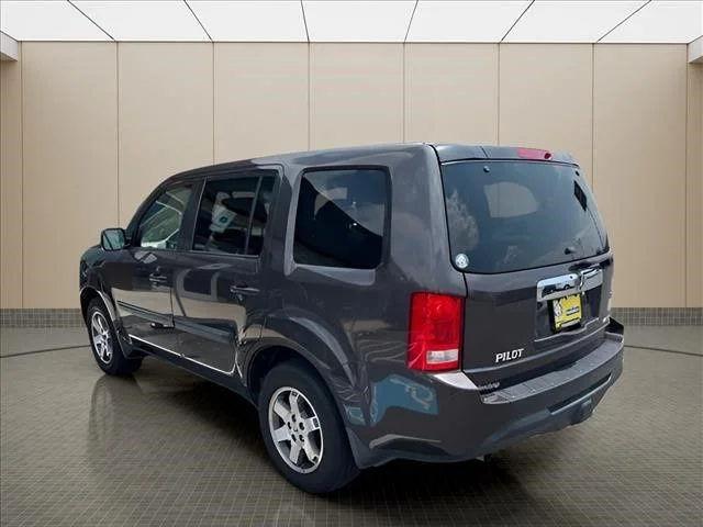 Used 2012 Beige Honda LX image 21