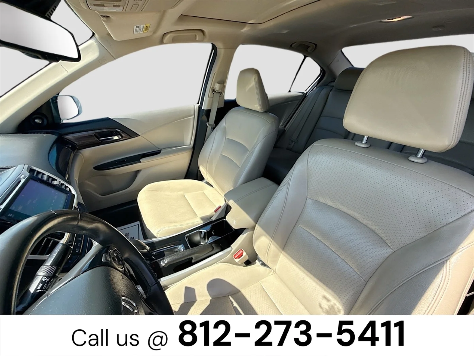 Used 2017 White Honda Touring image 21