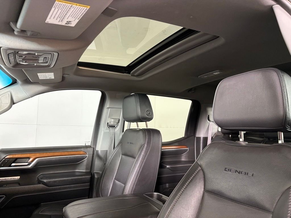Used 2023 Black GMC Denali image 17
