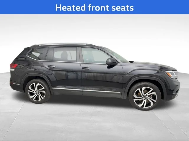 Used 2022 Black Volkswagen SEL image 10