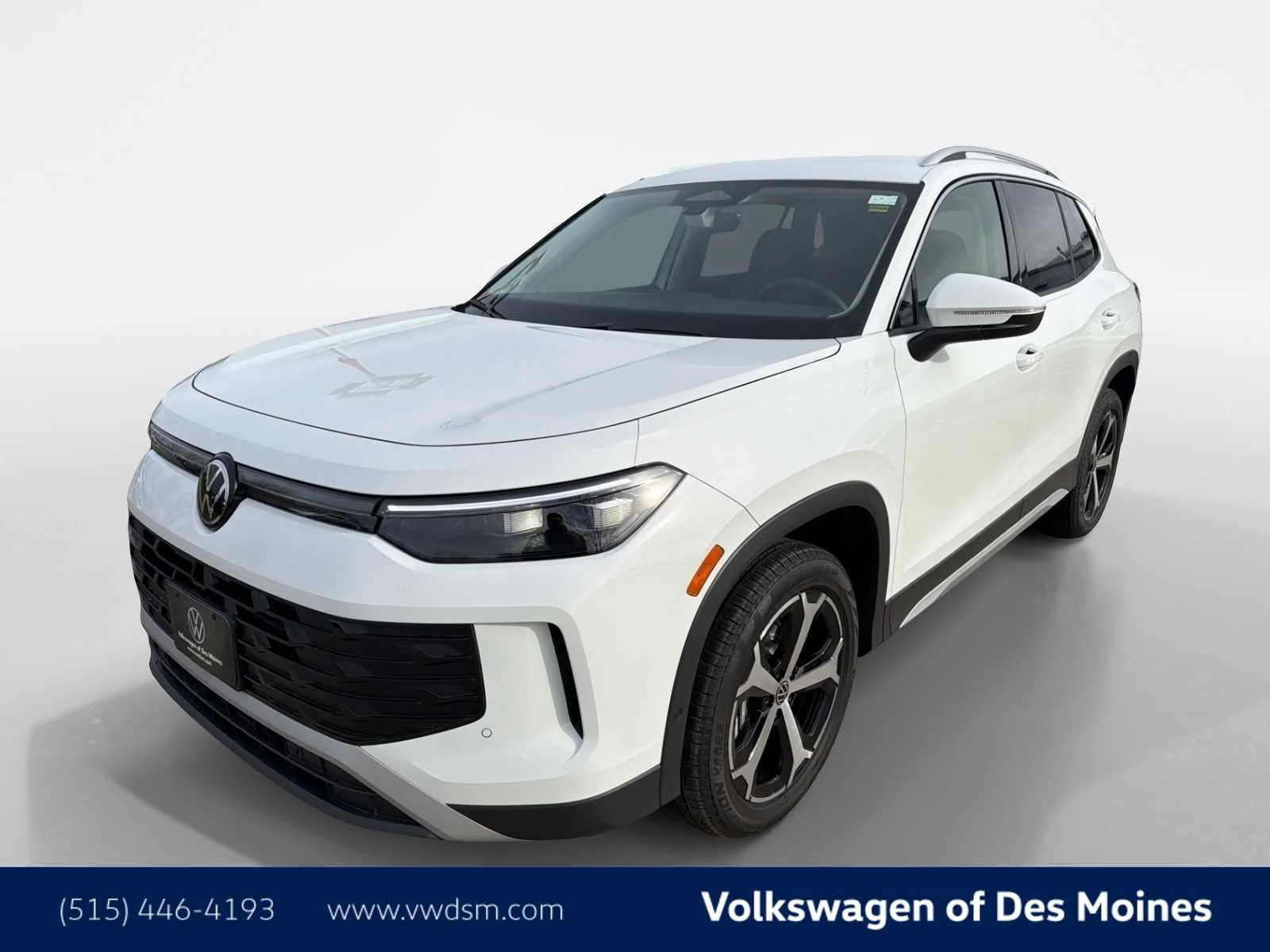 2026 Volkswagen Tiguan 2.0T SE 4Motion's photo