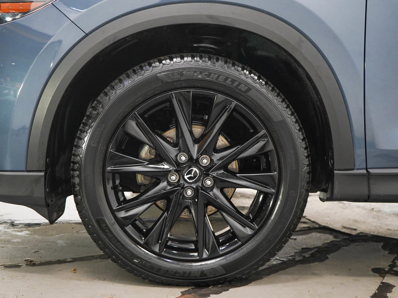 Used 2023 Polymetal Gray Mazda 2.5 S Carbon Edition image 27