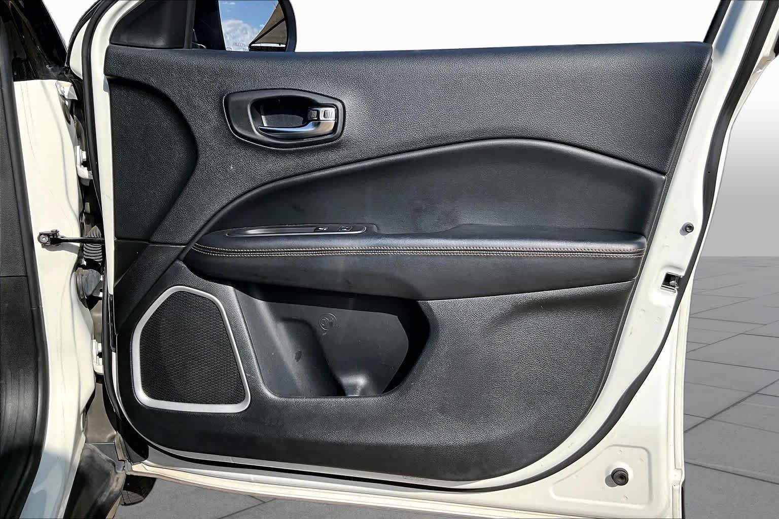 Used 2019 White Clearcoat Jeep Limited image 25