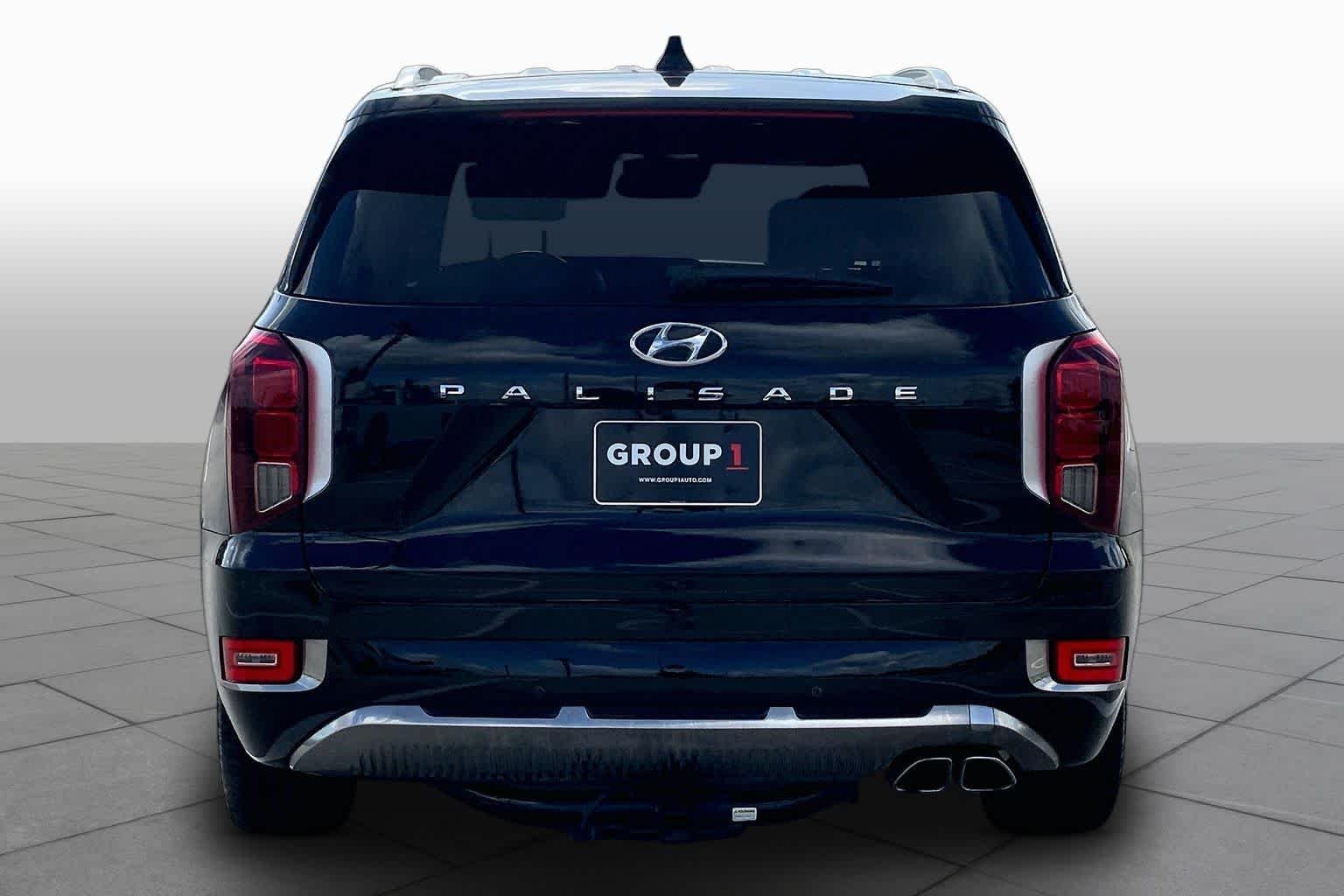 Used 2022 Abyss Black Pearl Hyundai Calligraphy image 5