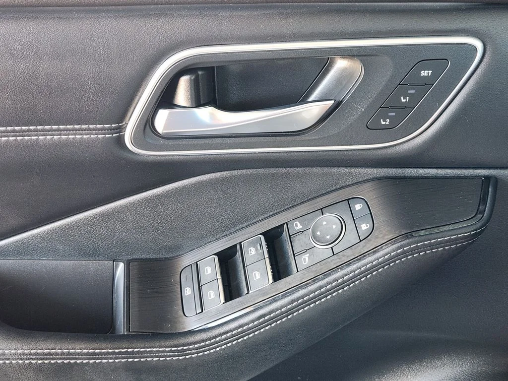 Certified Used 2024 Gray Nissan Platinum image 25