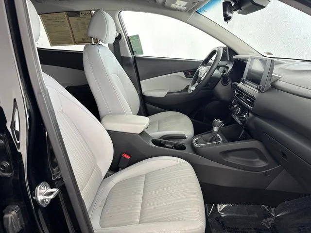 Used 2023 Black Hyundai SEL image 22