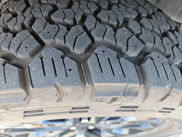 Used 2022 Gray Jeep Unlimited Sahara image 28