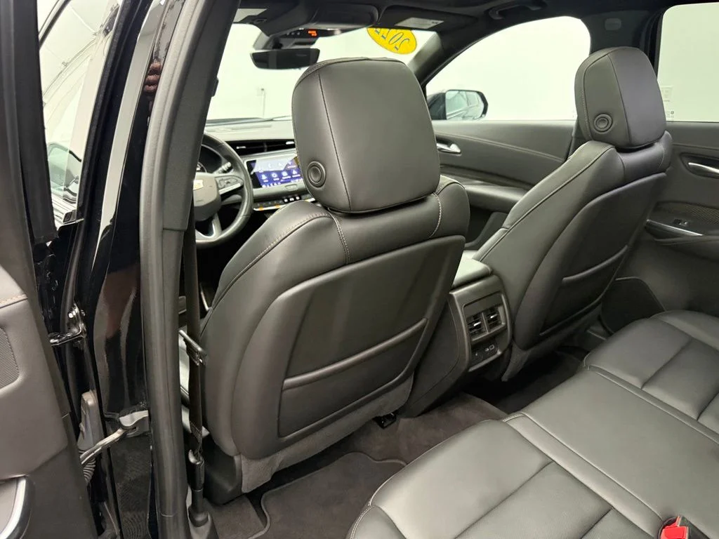 Used 2022 Black Cadillac Sport image 38