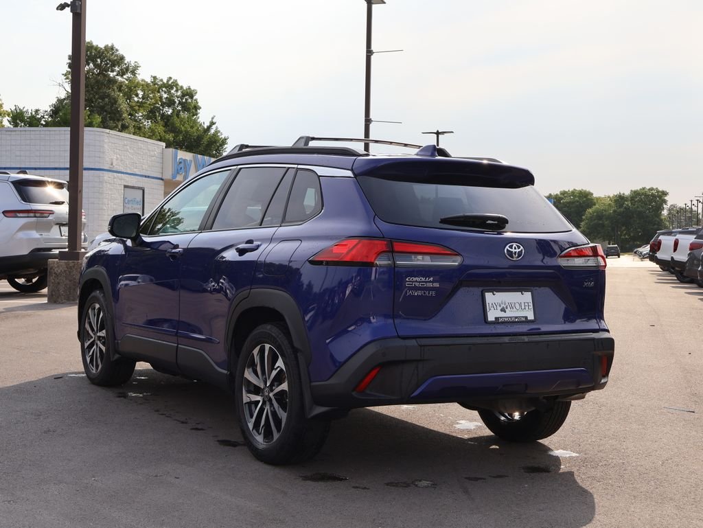 Used 2024 Blue Toyota XLE image 5