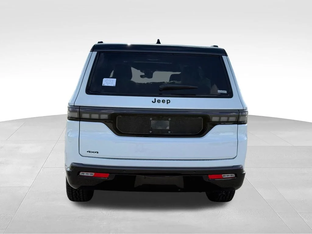 New 2026 Bright White Clearcoat Jeep Upland image 26