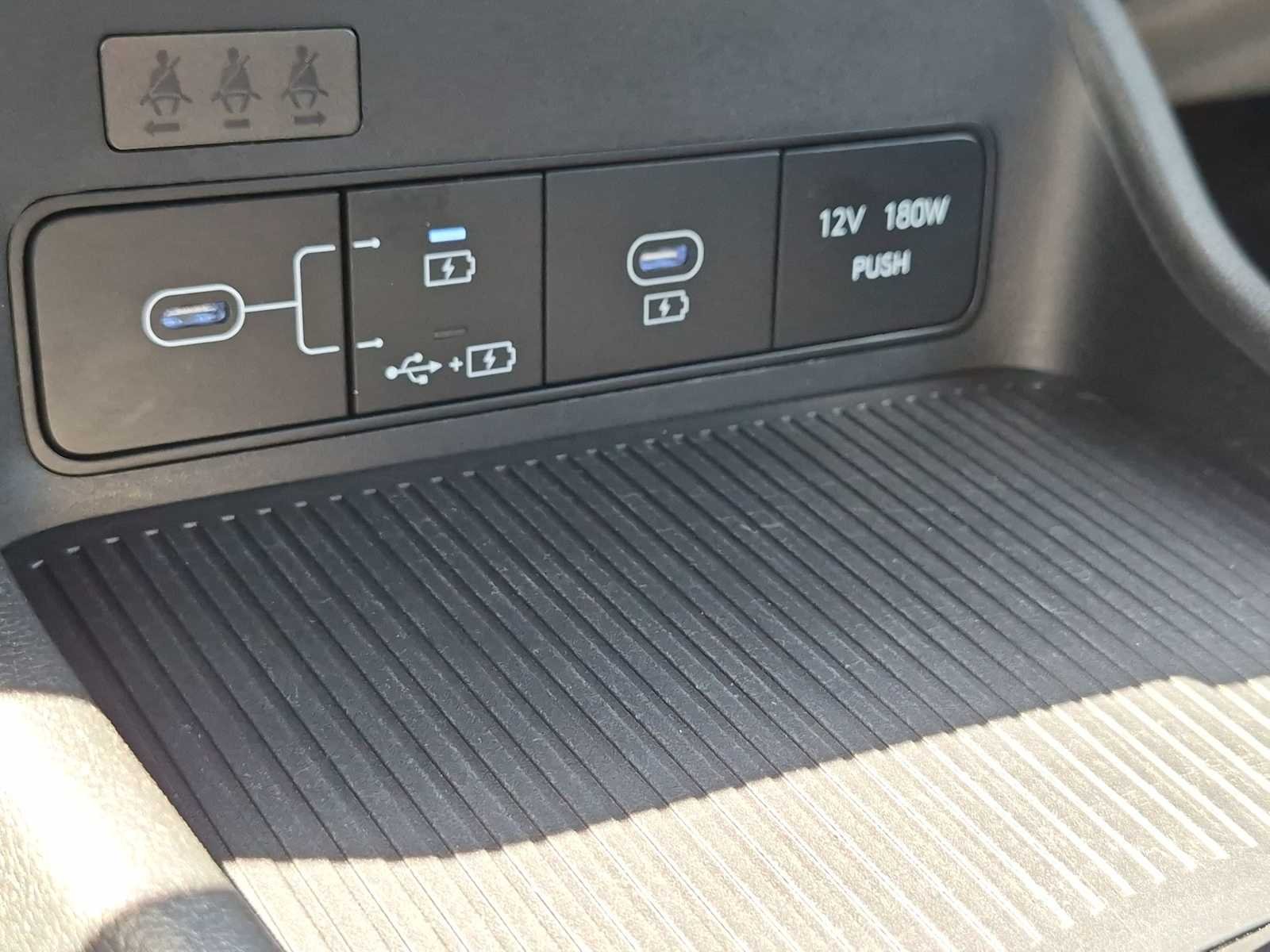 Certified Used 2024 Atlas White Hyundai SEL image 29