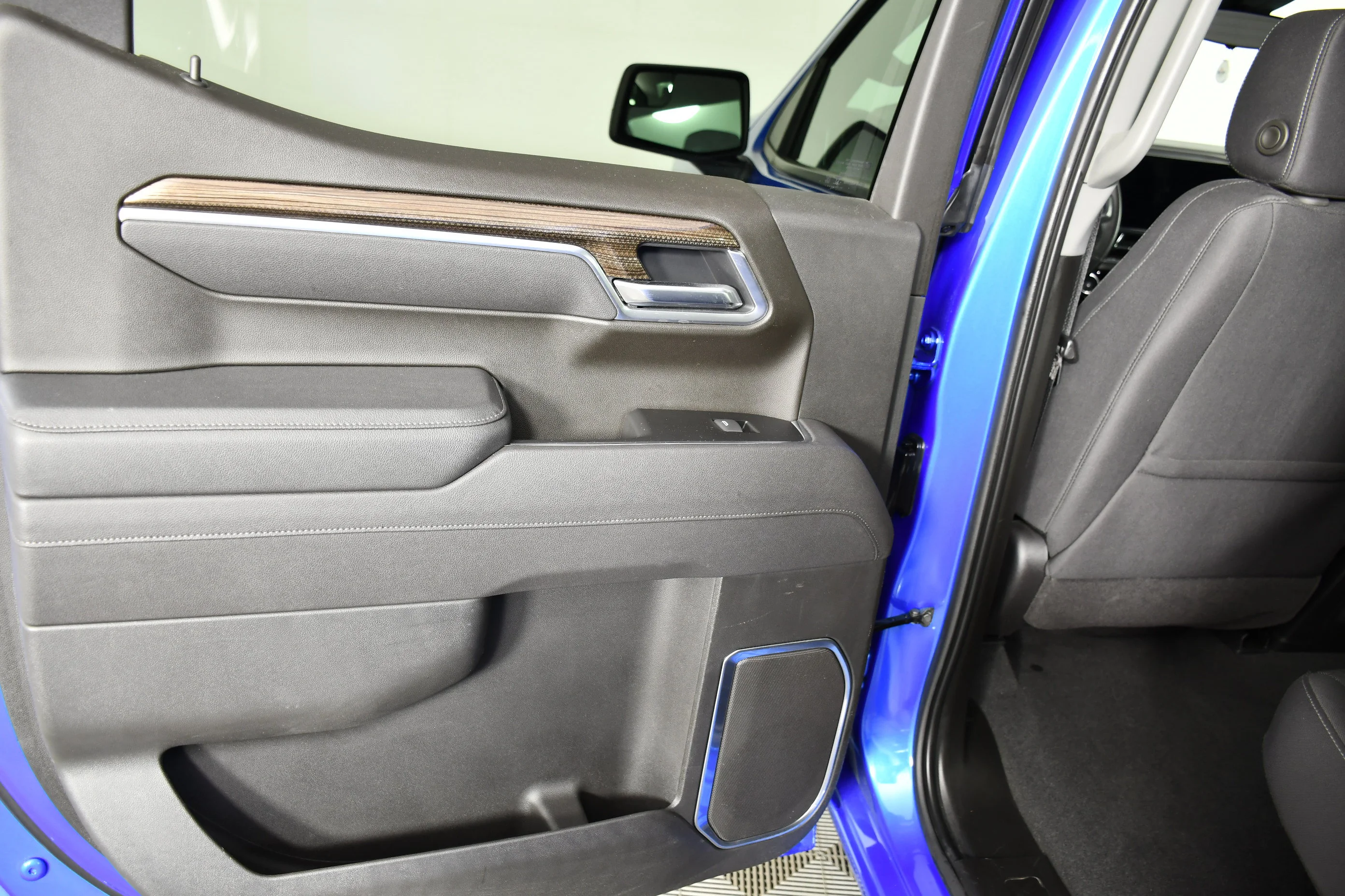 Used 2026 Riptide Blue Metallic Chevrolet RST image 48