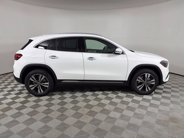 New 2026 Polar White Mercedes-Benz GLA 250 image 20