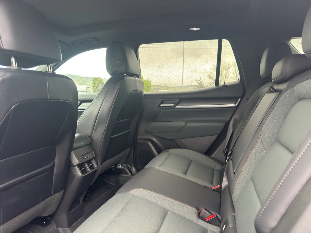 Used 2026 Sterling Metallic GMC AT4 image 6