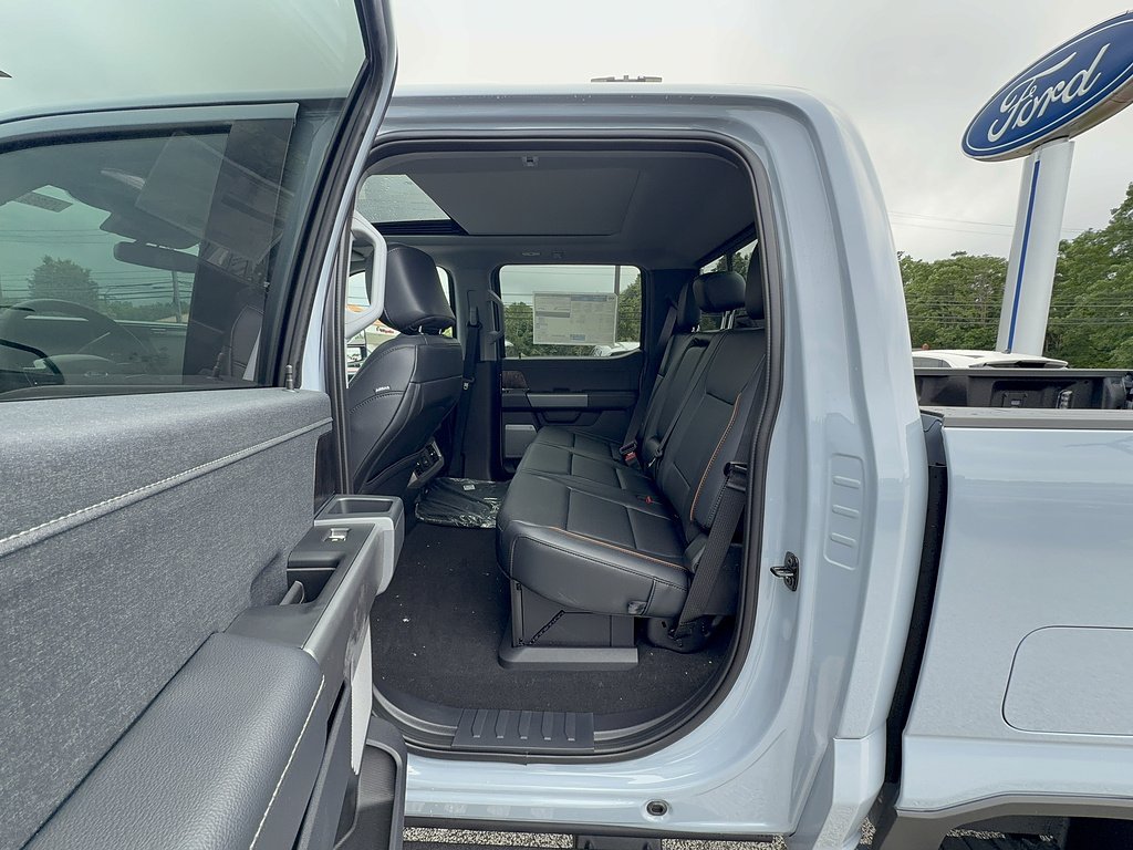 New 2026 Glacier Gray Metallic Tri-Coat Ford F-250® Lariat® image 21