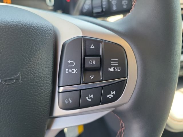 New 2026 Space White Metallic Ford Active image 6