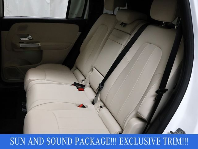 Used 2026 Polar White Mercedes-Benz GLB 250 image 12