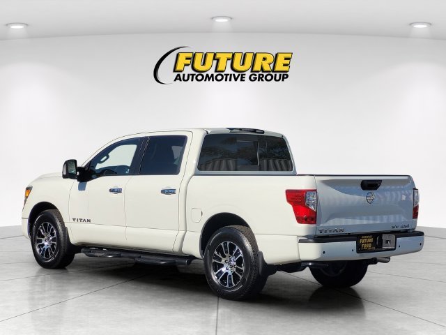 Used 2021 White Nissan SV image 7