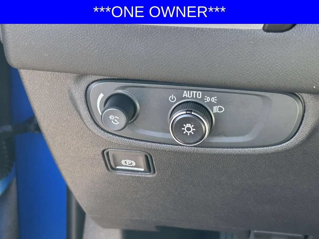 Used 2024 Riptide Metallic GMC SLE image 24
