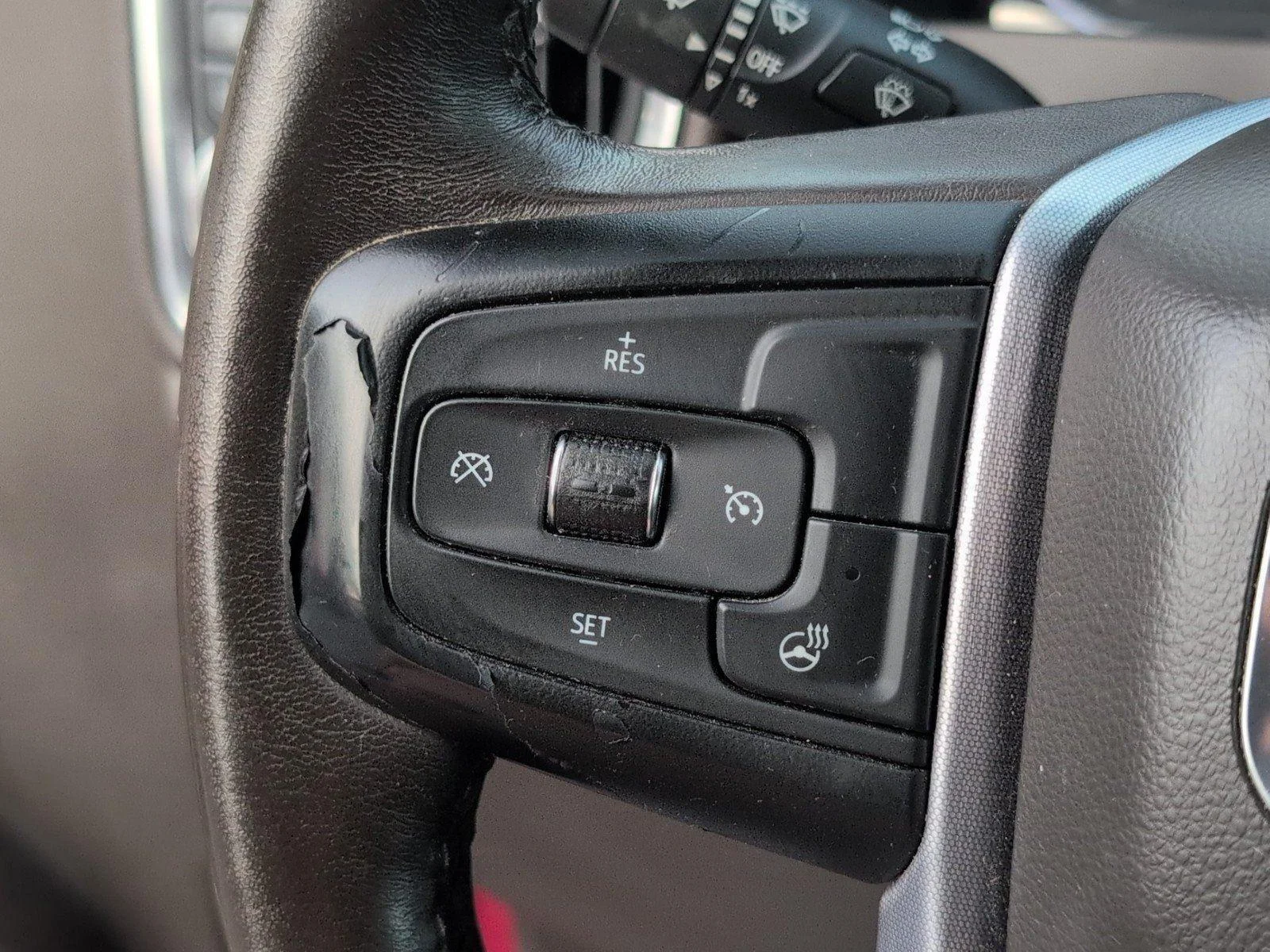 Used 2021 CAYENNE RED TINTCOAT GMC SLT image 28