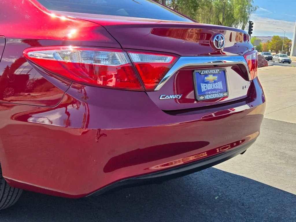 Used 2016 Ruby Flare Pearl Toyota XLE image 5