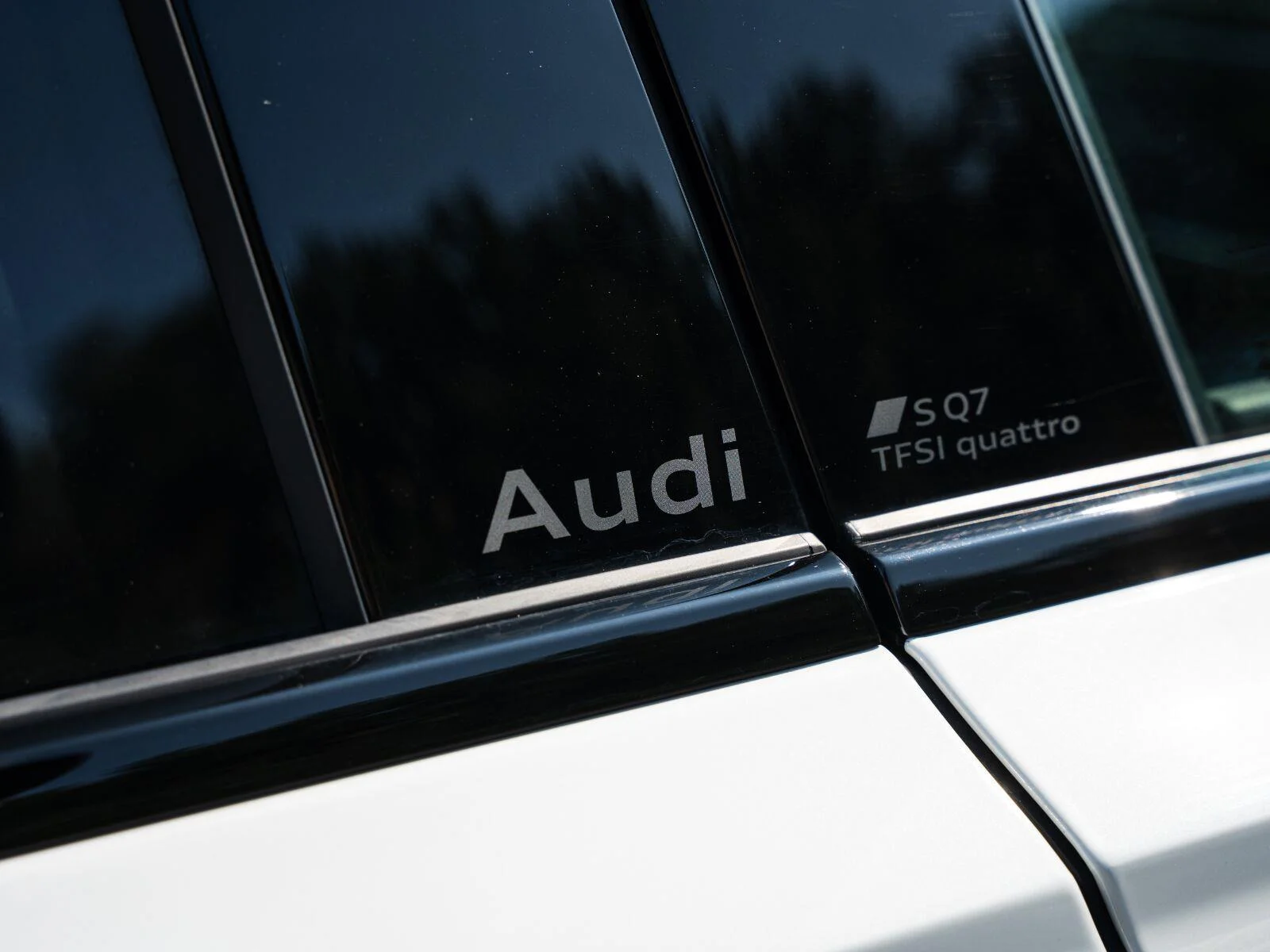 Used 2025 Glacier White Metallic Audi Prestige image 23