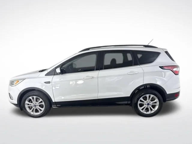 Used 2017 White Ford SE image 10