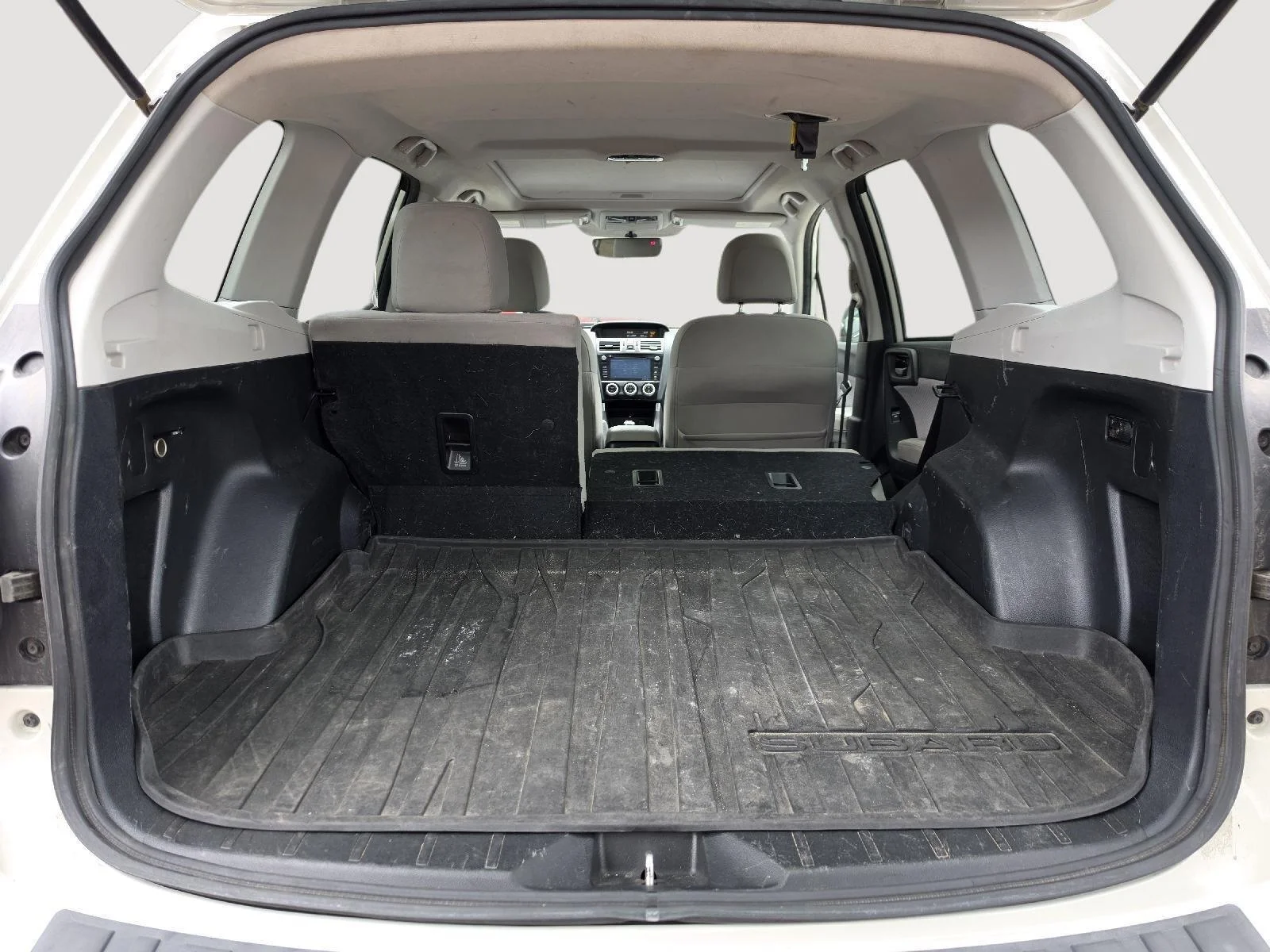 Used 2017 Crystal White Pearl Subaru Premium image 12