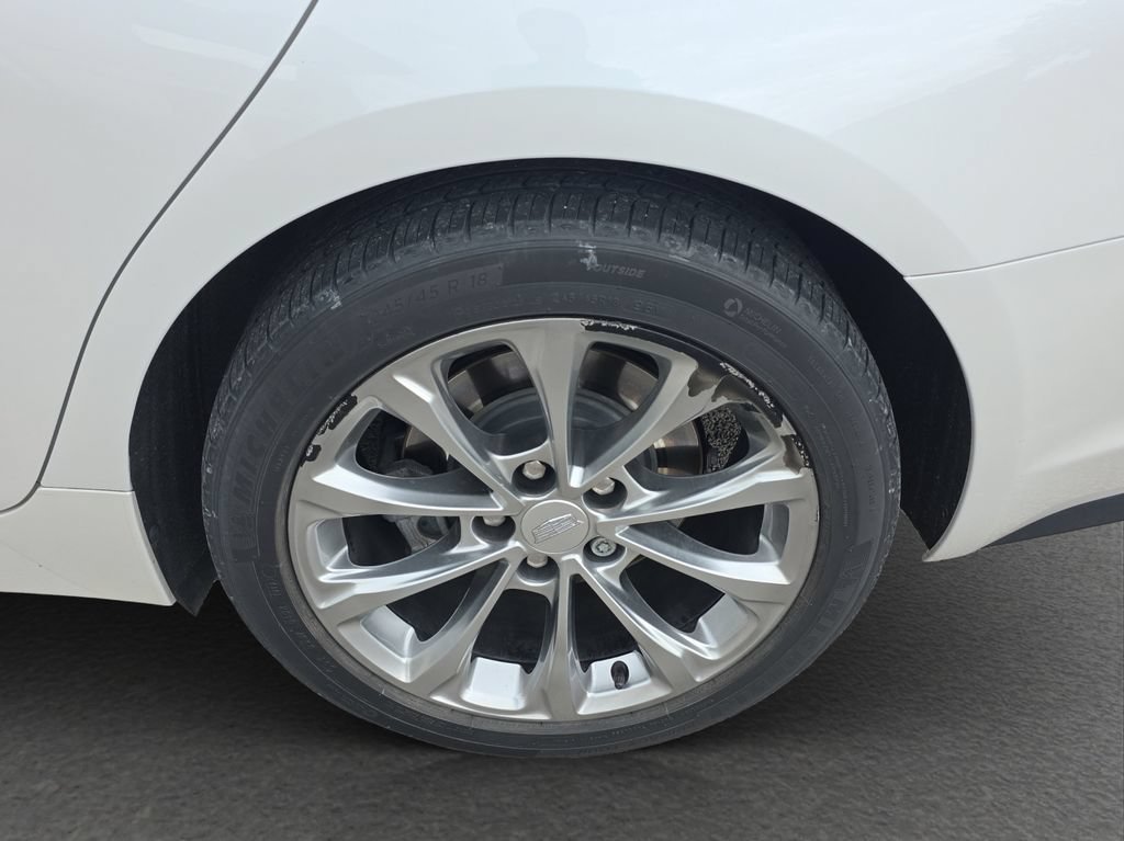 Used 2020 CRYSTAL WHITE TRICOAT Cadillac Premium Luxury image 13