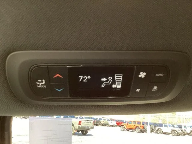 New 2026 Diamond Black Crystal Pearlcoat Chrysler LX image 20