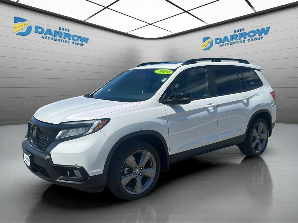 2019 Honda Passport 3.5 Touring 4WD Auto's photo