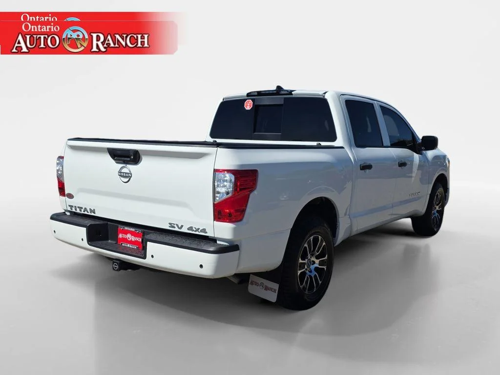 Used 2023 Glacier White Nissan SV image 5